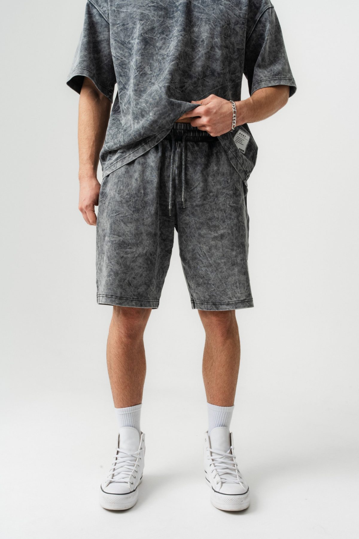 BORZ Soluk Efektli Oversize Kalıp T-shirt ve Şort Takımı — Siyah (6)