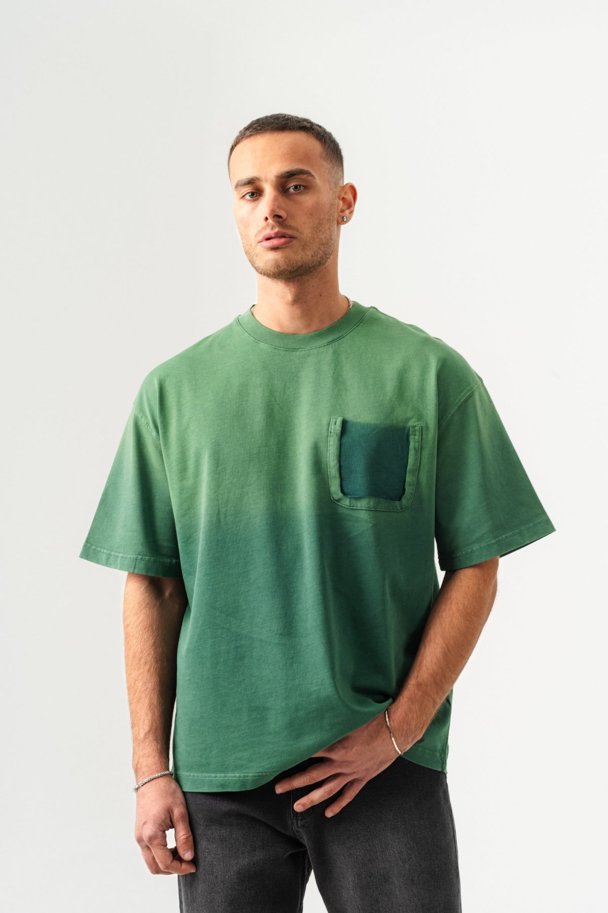 BORZ UNISEX CEPLİ-YIKAMALI OVERSİZE TİŞÖRT — Yeşil (1)