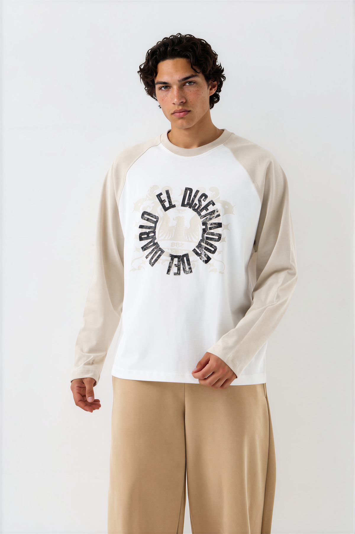El Diseñador Raglan — Cream (1)